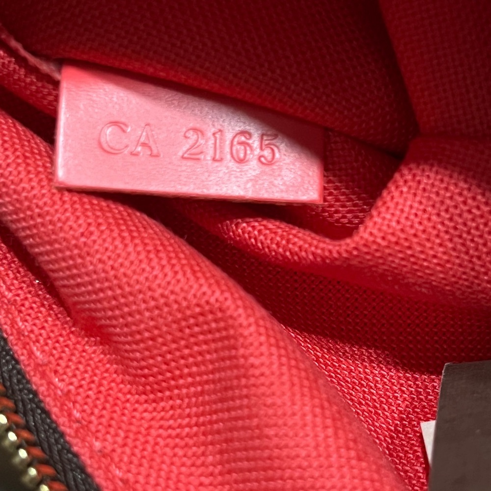 Louis Vuitton Pochette accessoires LE Brand New*100 authentic Very Hard to find - Picture 11 of 14